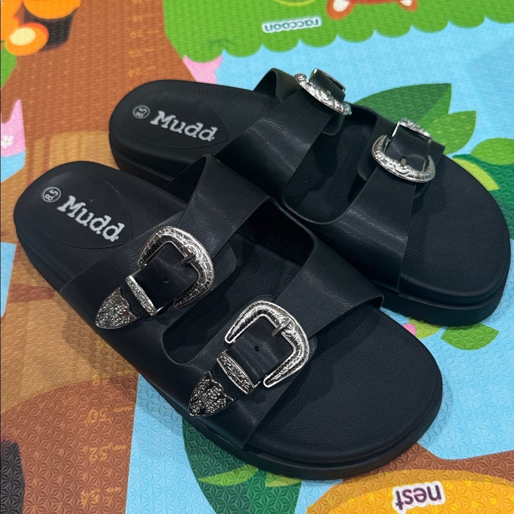 Mudd Black Slides with Shiny Silver Accents